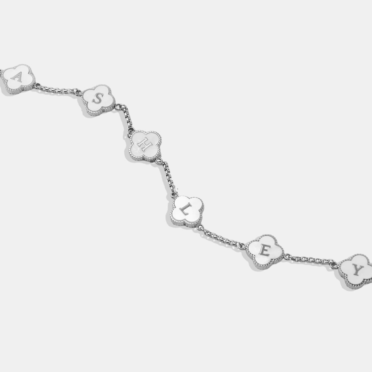 Kleeblatt-Halskette mit individuellem Namen