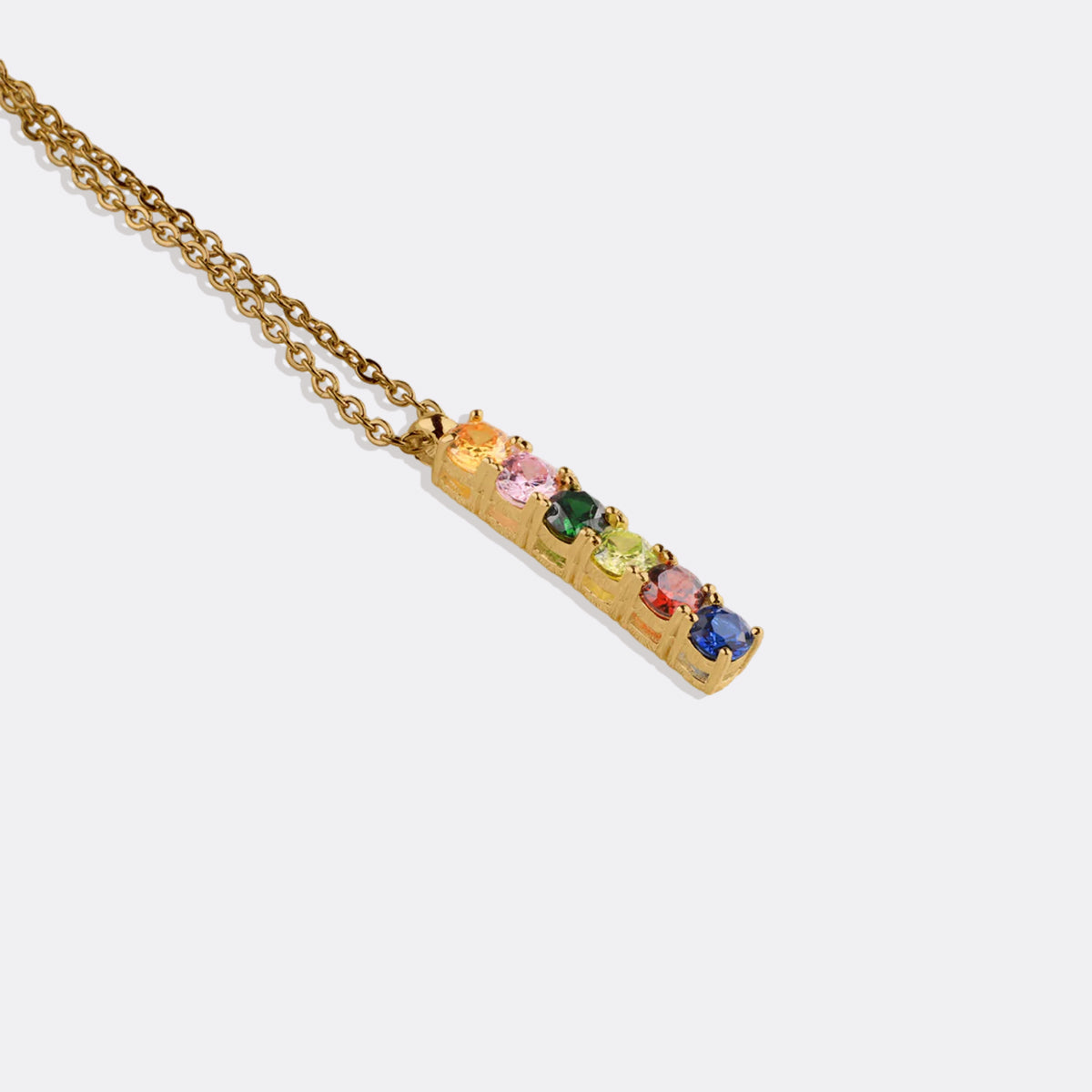 Collar con piedra de nacimiento familiar