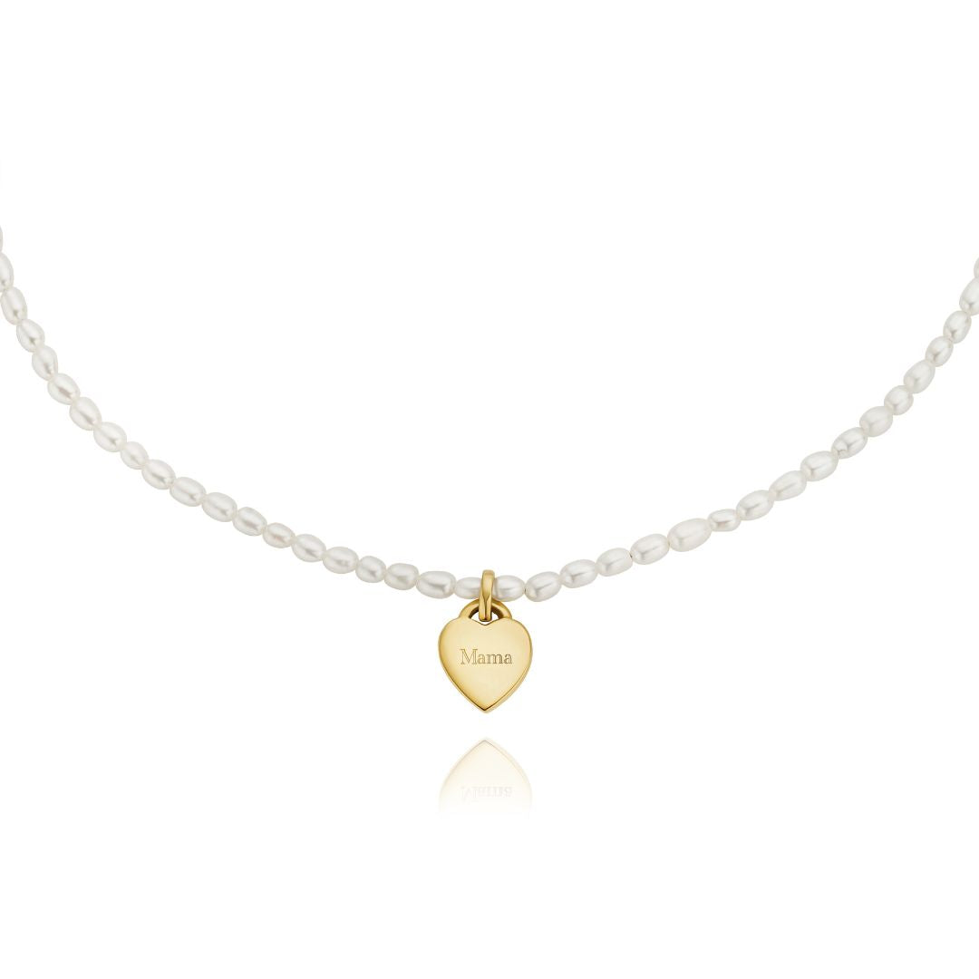 Collar de corazón con perla de semilla de oro grabada