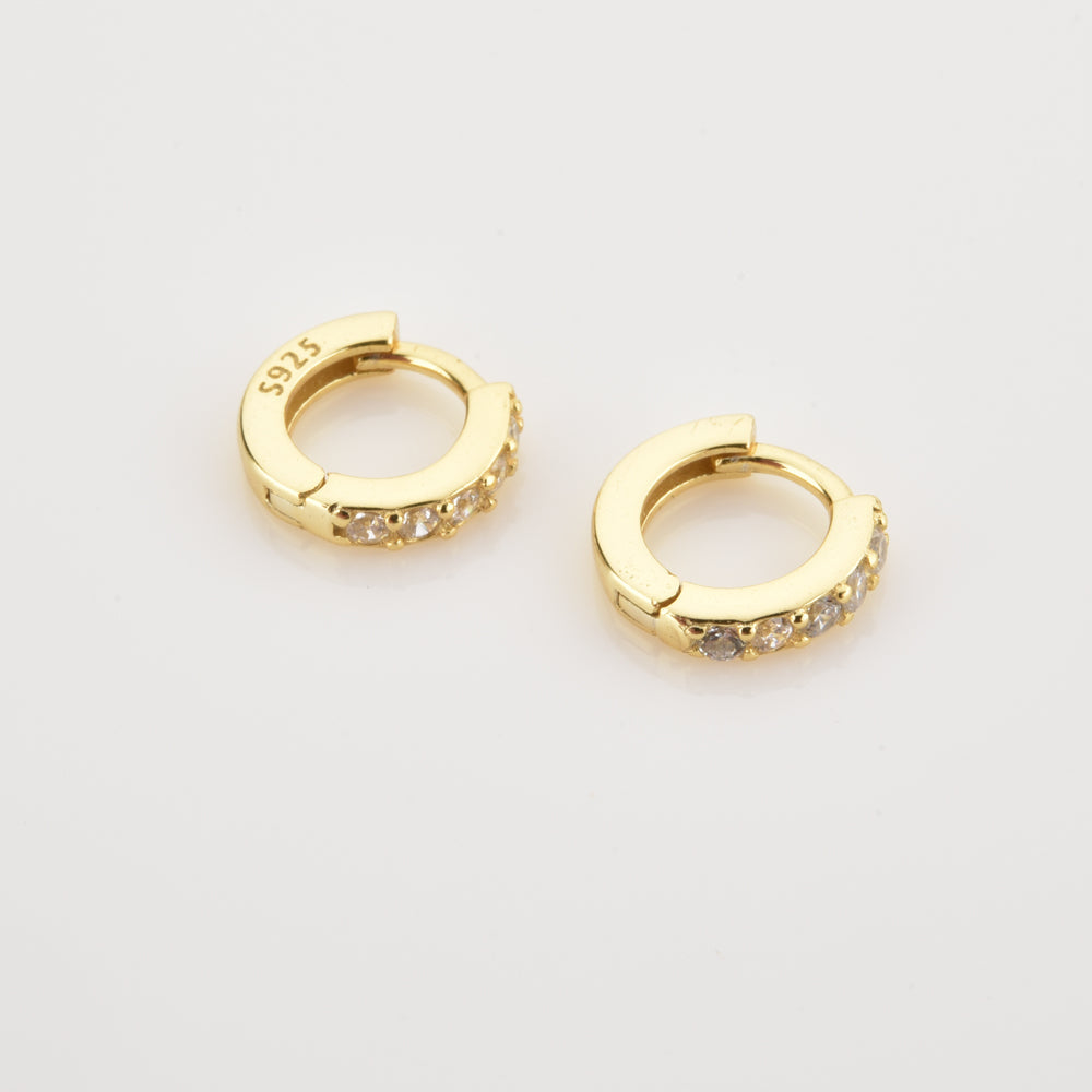 Delicados pendientes de aro pavé S925