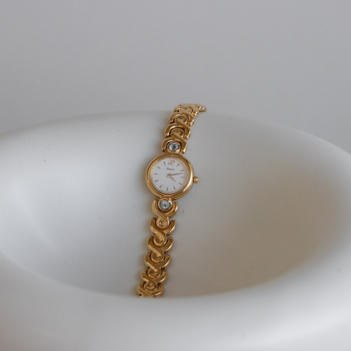Vintage Elegance Aquamarine Gold Watch