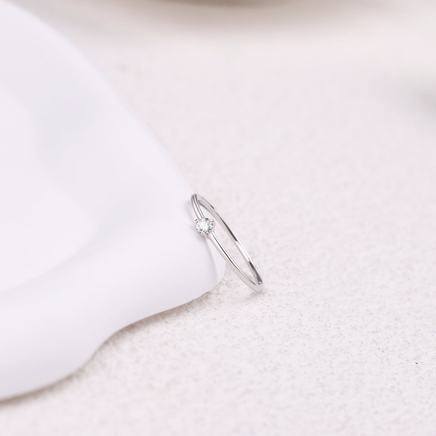 Winziger Diamantring