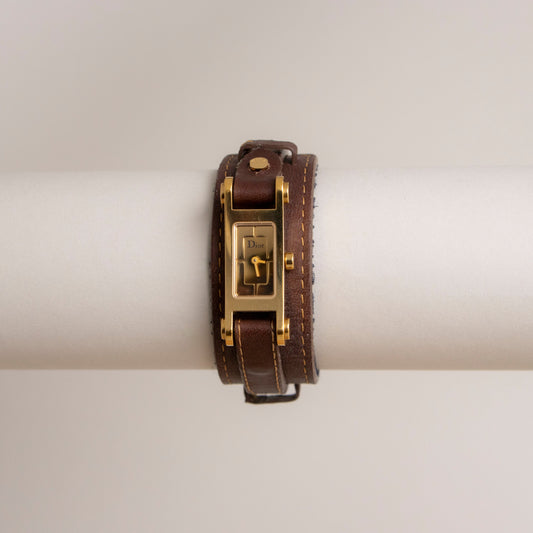 Reloj vintage Christian Dior de cuero suizo dorado