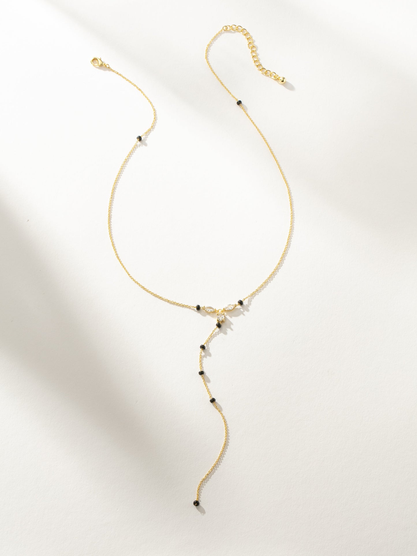 Collar Lariat de vida nocturna