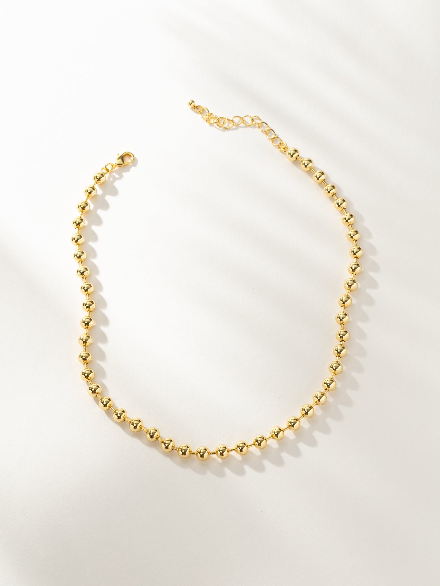 Collar de cadena de bolas
