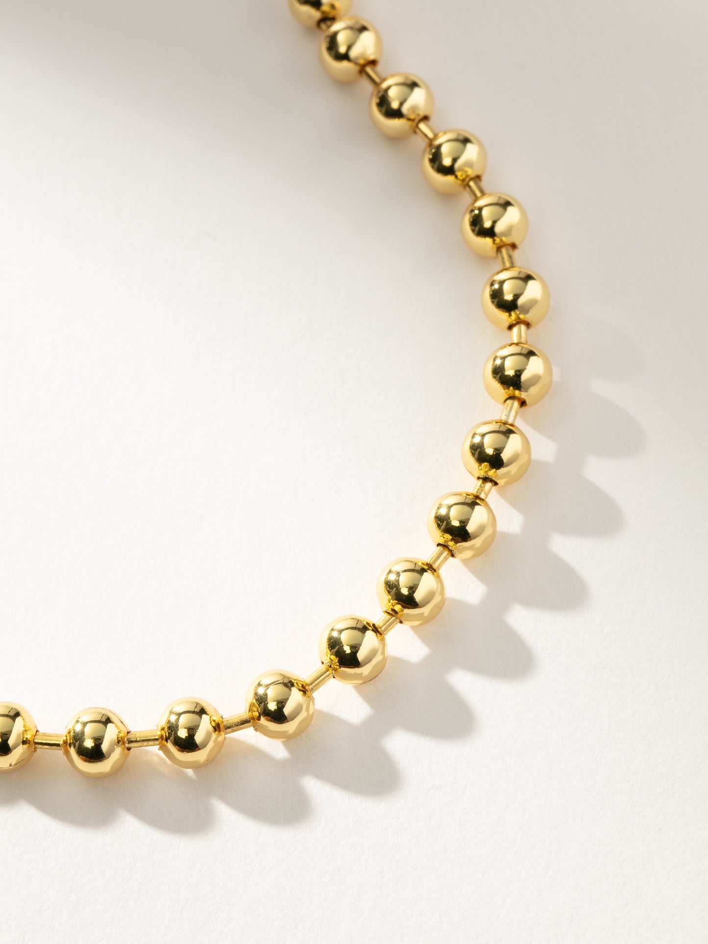 Collar de cadena de bolas
