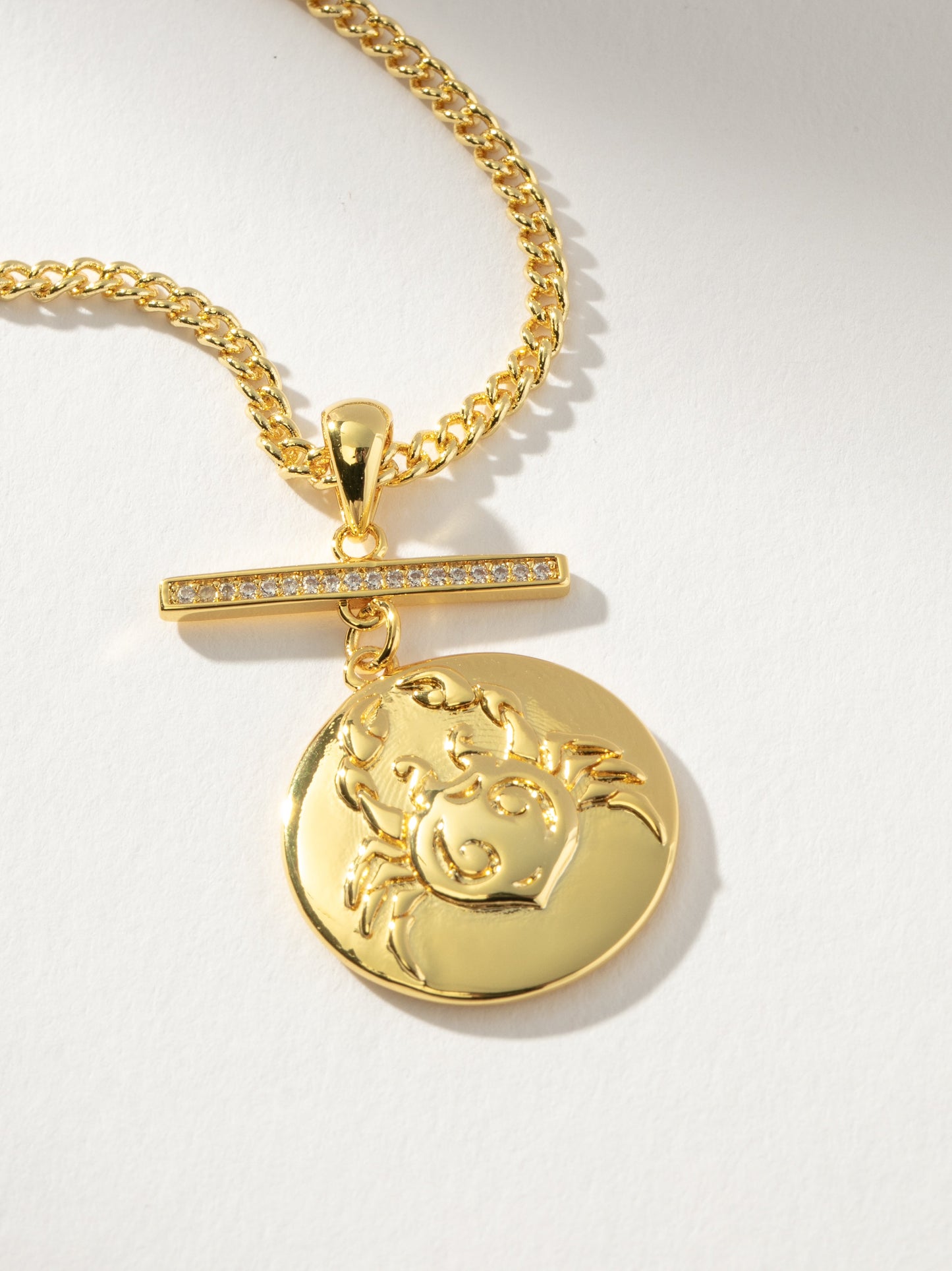 Collar con colgante del zodiaco