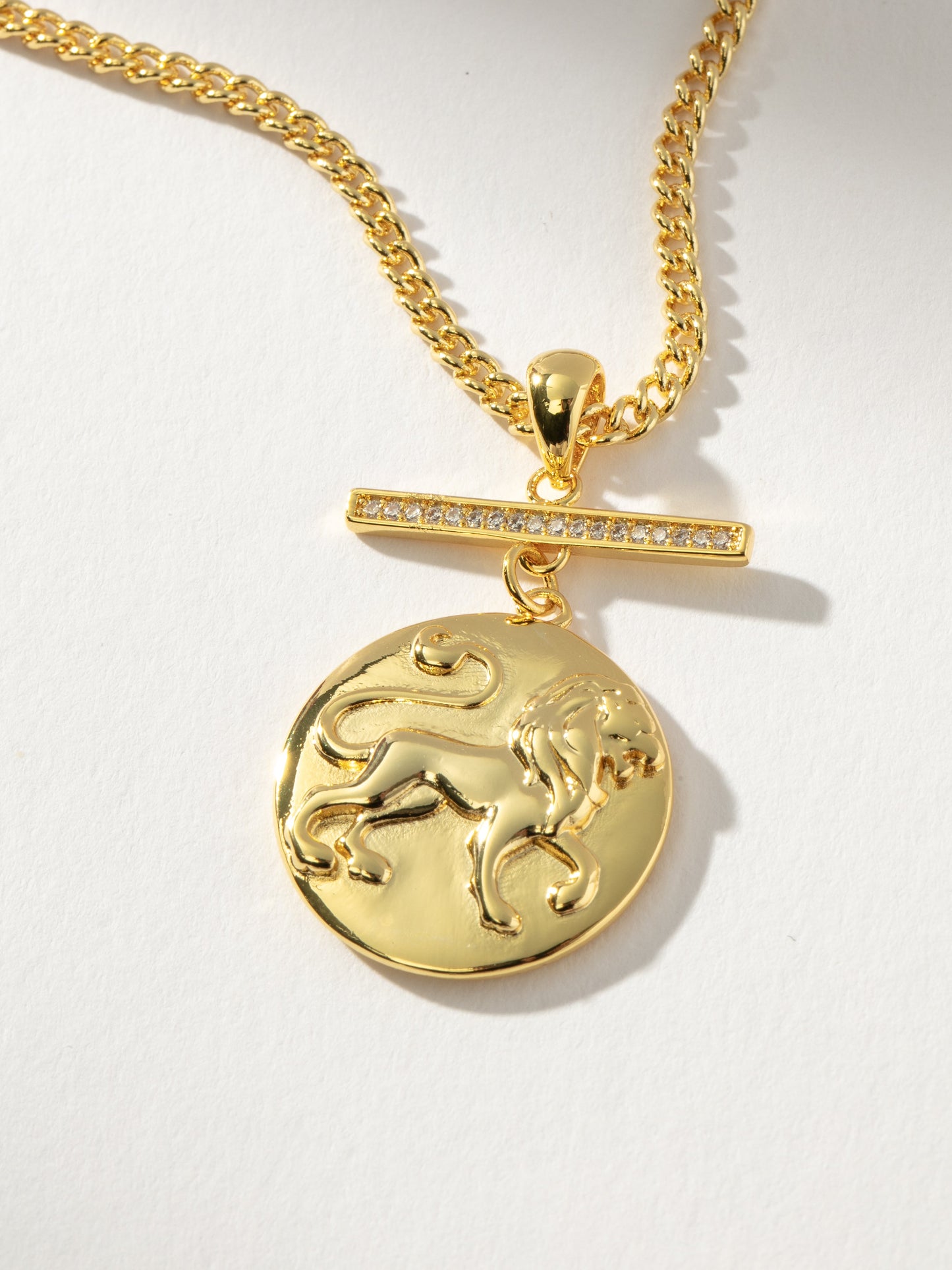 Collar con colgante del zodiaco