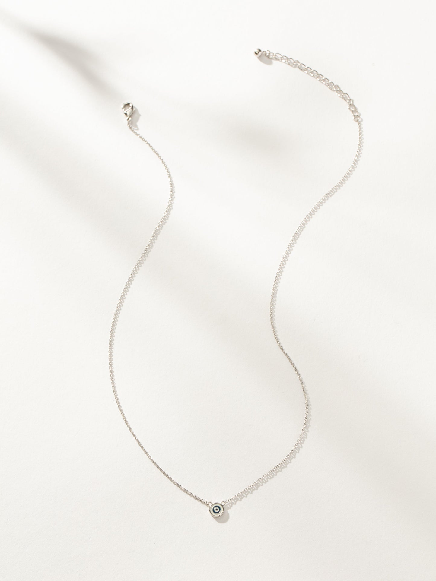 Collar sencillo de mal de ojo