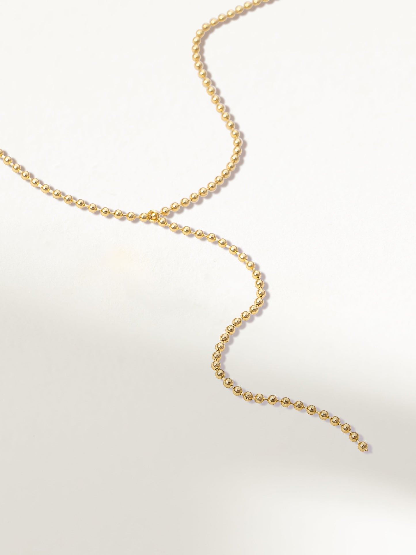 Collar de lazo con cadena de bolas