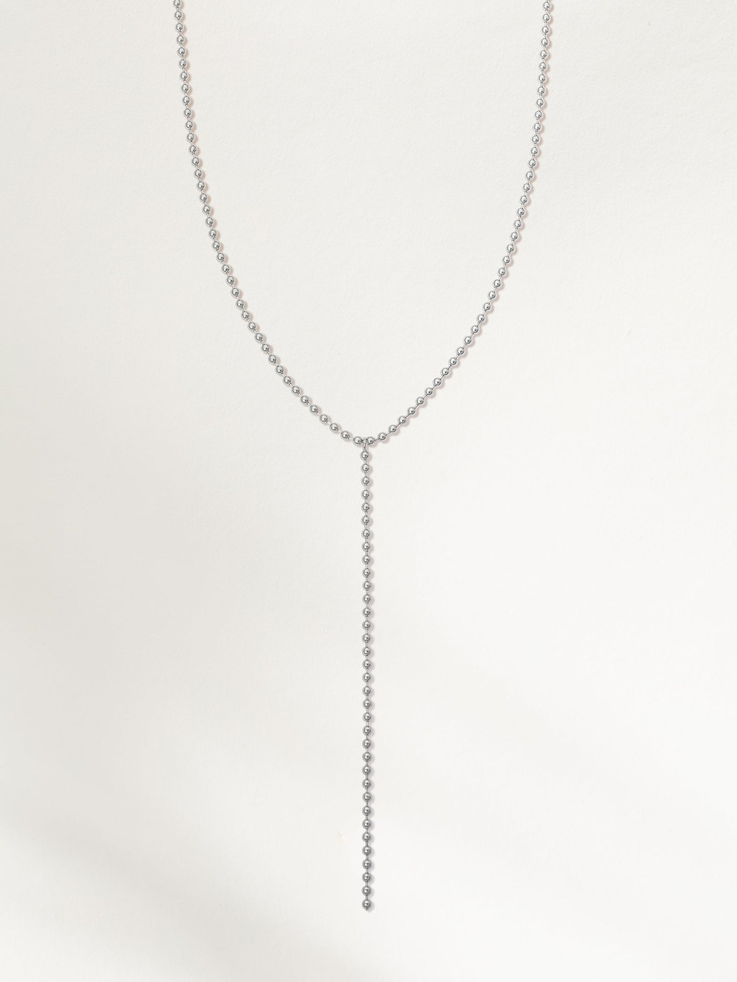 Collar de lazo con cadena de bolas