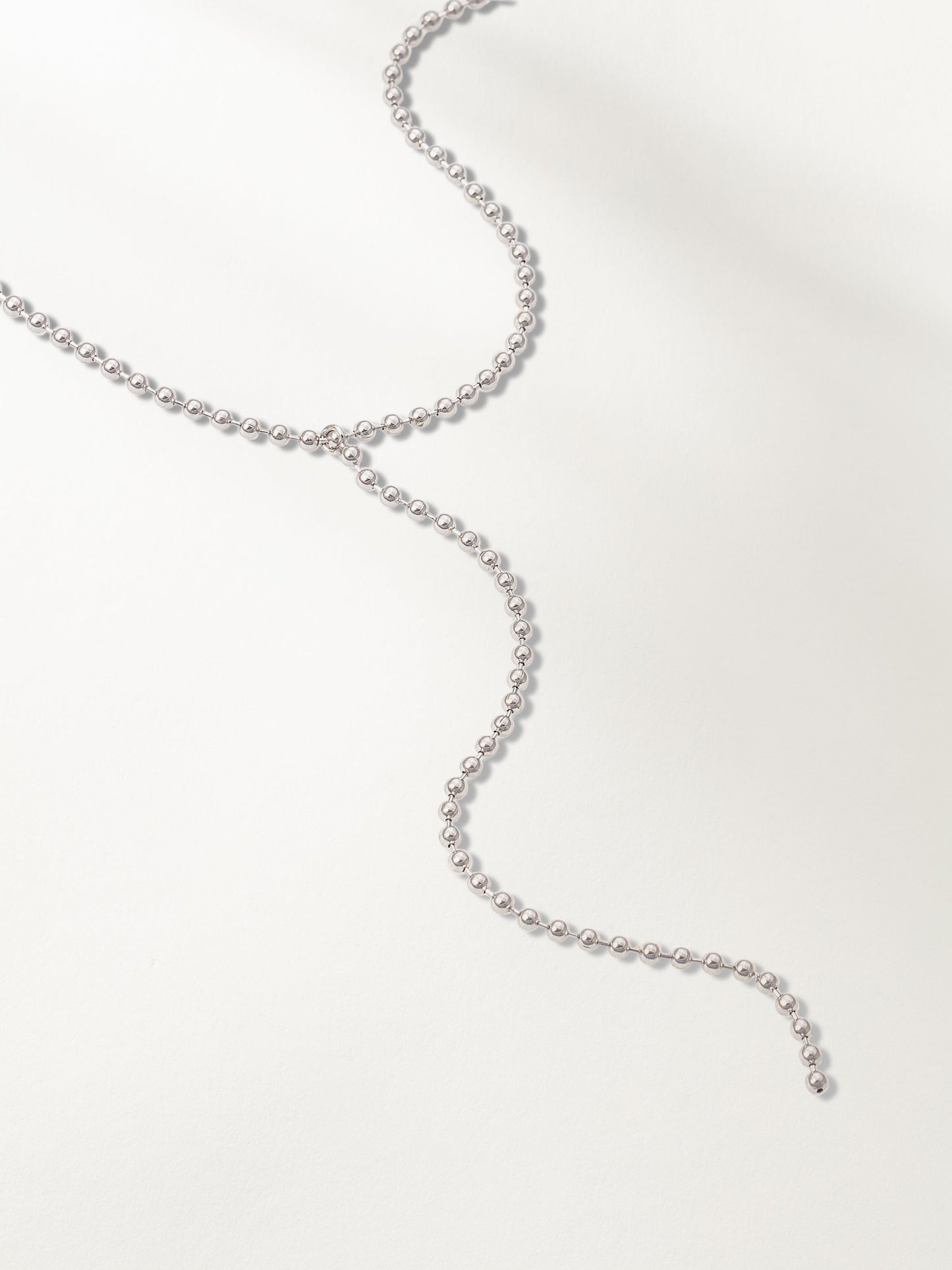 Collar de lazo con cadena de bolas