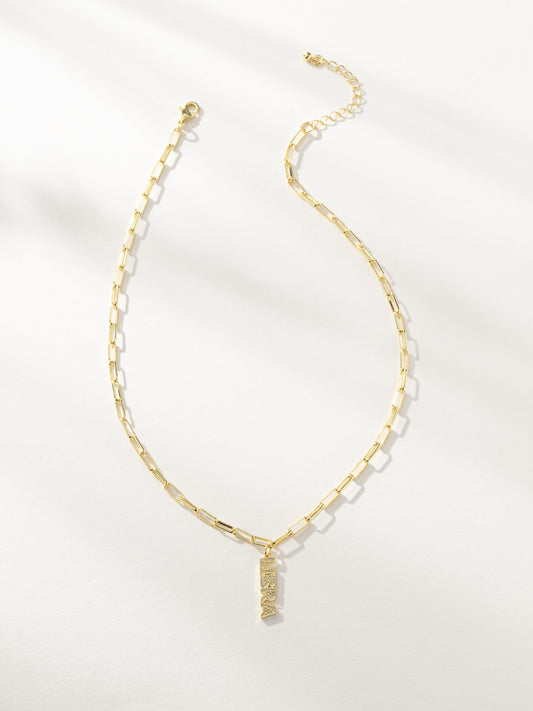 Collar con colgante de placa con el nombre del zodíaco