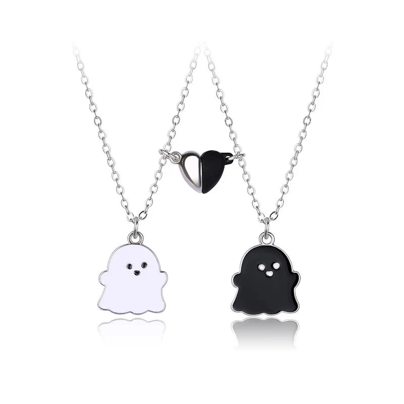 2Pcs/Set Cartoon Ghost Heart Pendant BFF Necklace - Touch Bling