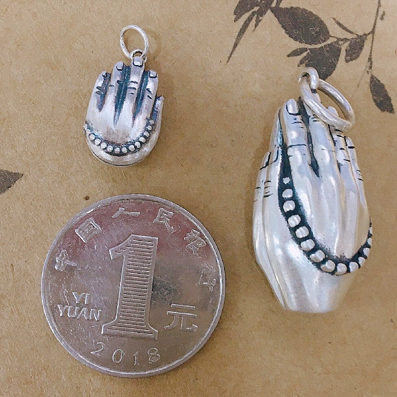 Chanting sutras and praying for peace pendant, full silver S990, close your hands tightly and sincerely worship the body-protecting Buddha hand bead pendant. - Touch Bling