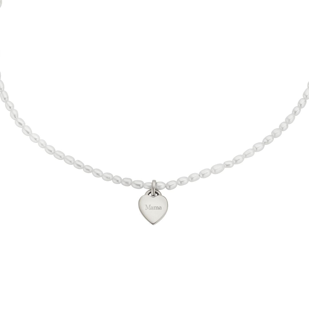 Collar de corazón con perla de semilla de plata grabada