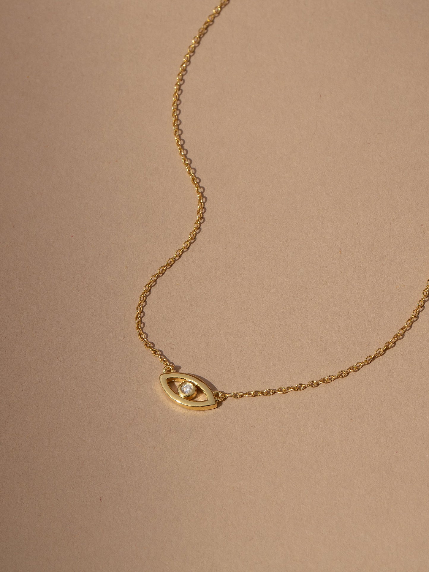 Collar de vermeil con mal de ojo