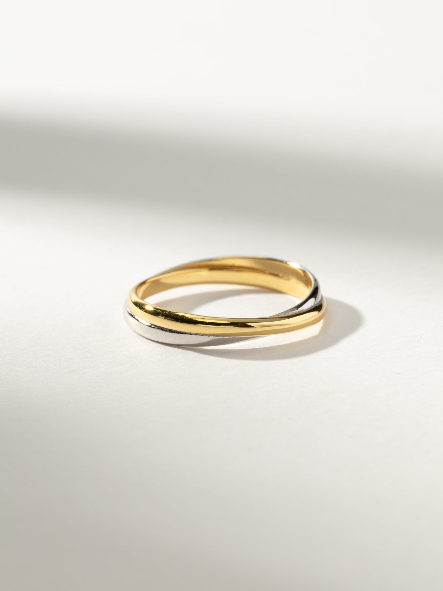 Crossed Mixed Ring