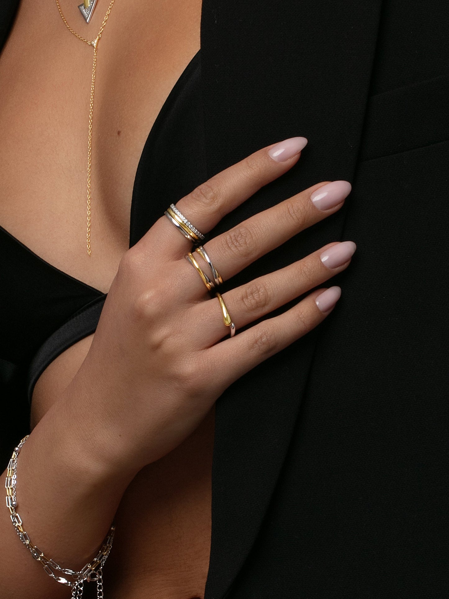 Crossed Mixed Ring