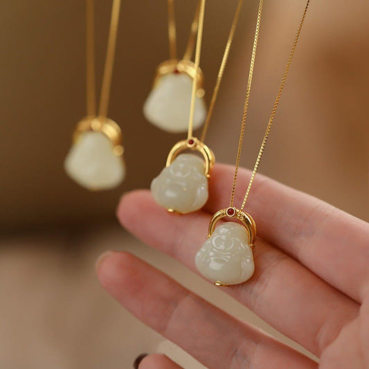 Collar con colgante de Buda sonriente de jade hetiano natural en plata de ley 925 con piedras de Buda