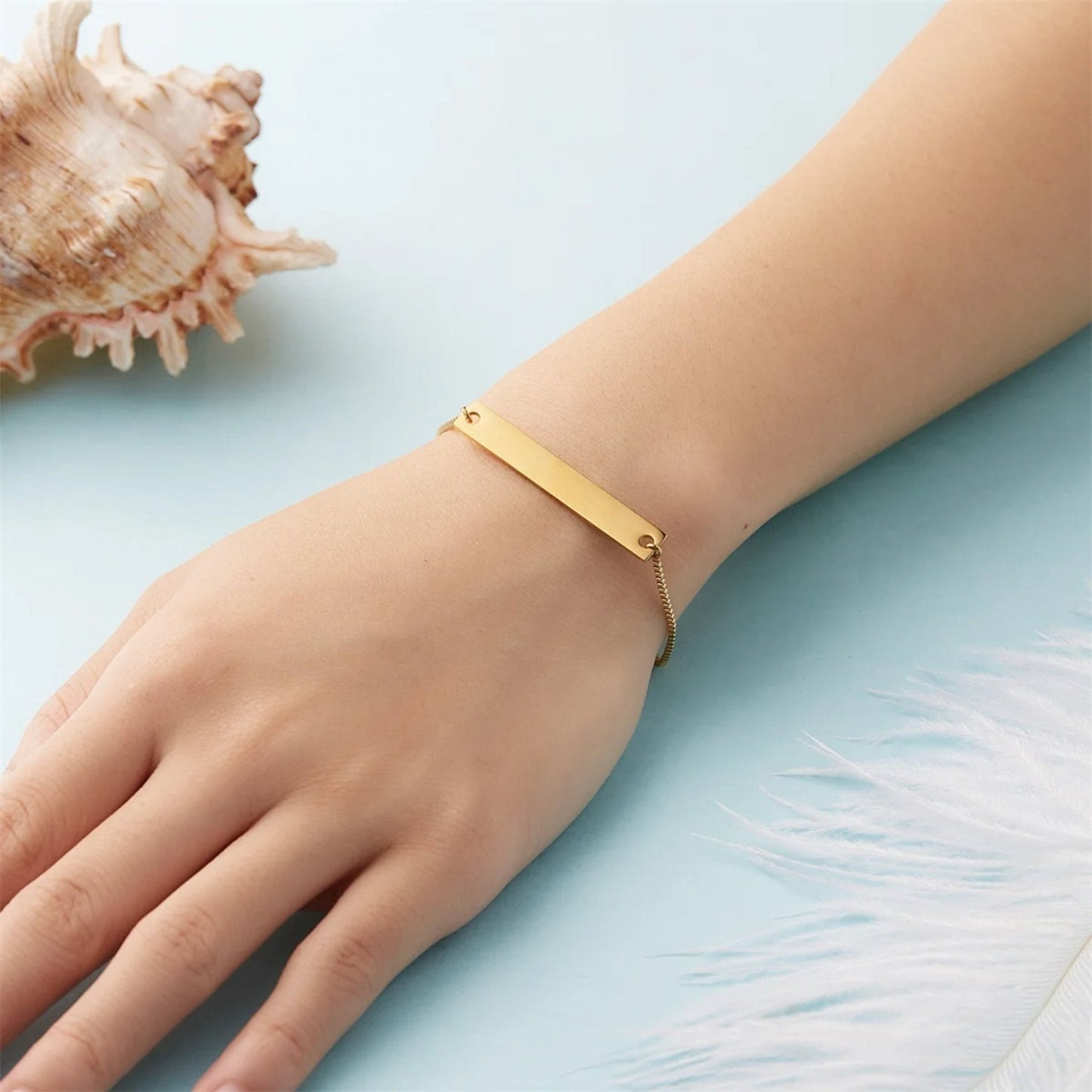 Pulsera ajustable con nombre grabado personalizado