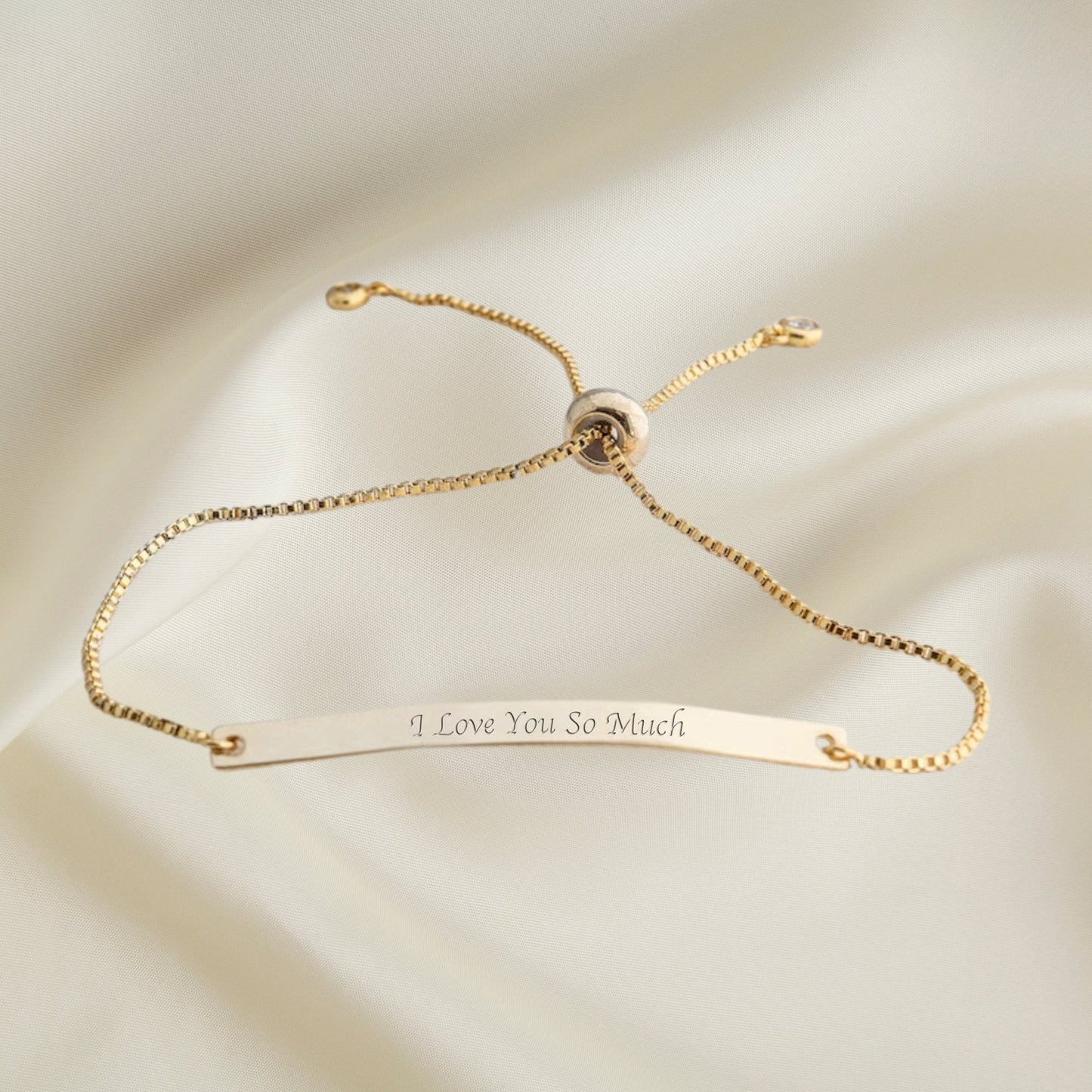 Pulsera ajustable con nombre grabado personalizado