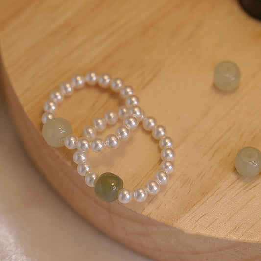 Anillo de la suerte con cuentas redondas de jade y perlas de Buda