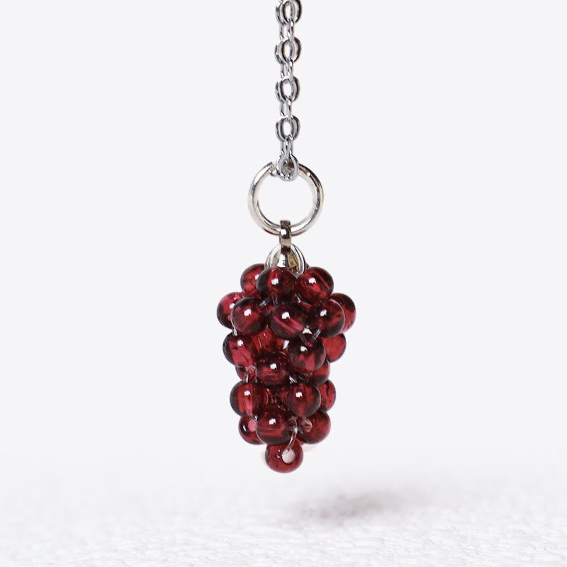 Buddha Stones Halskette mit Anhänger, natürlicher Granat, roter Achat, schwarzer Onyx
