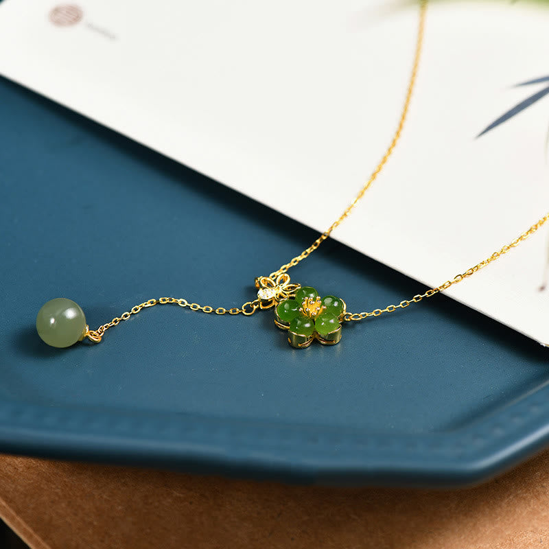 Collar con colgante de la suerte con diseño de flor de ciruelo y jade cian hetiano en plata de ley 925 con piedras de Buda