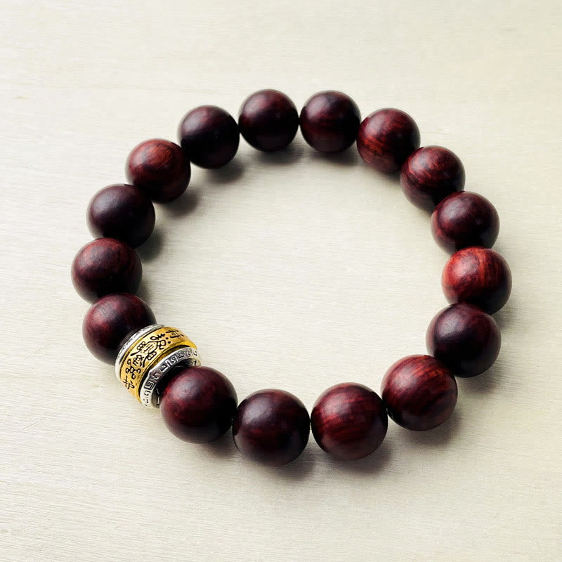 Pulsera protectora con amuleto de sándalo rojo y hojas pequeñas de Buda