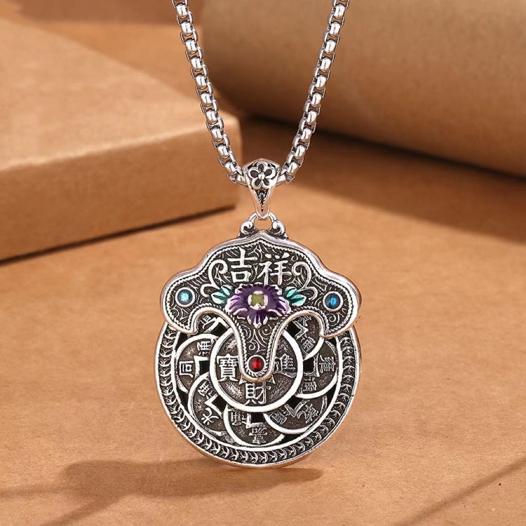 Collar con colgante de riqueza con monedas de cobre, flor de peonía y piedras de Buda