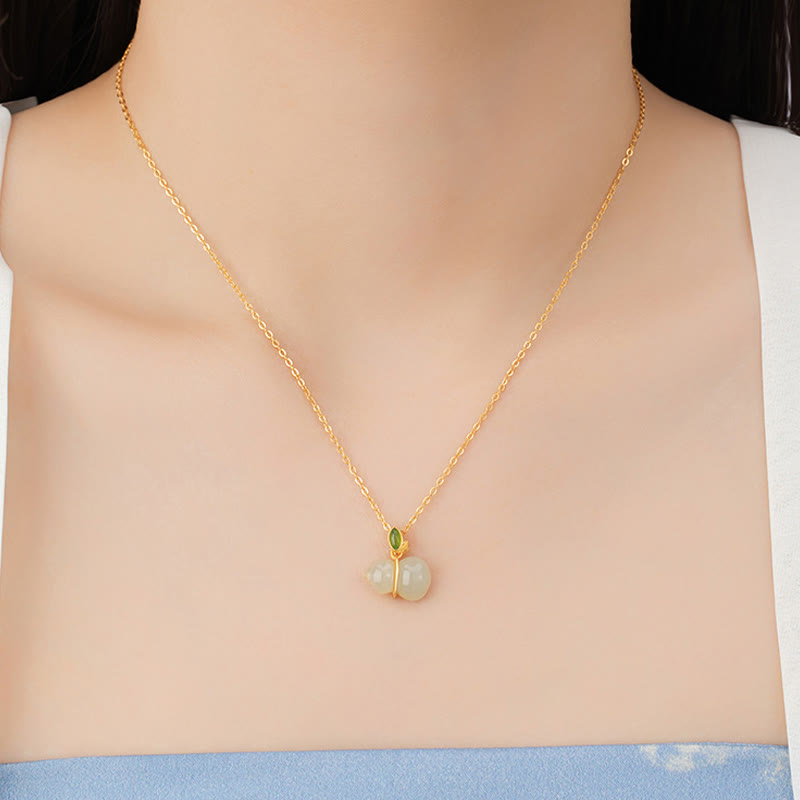 Colgante de calabaza de jade hetiano con piedras de Buda en plata de ley 925