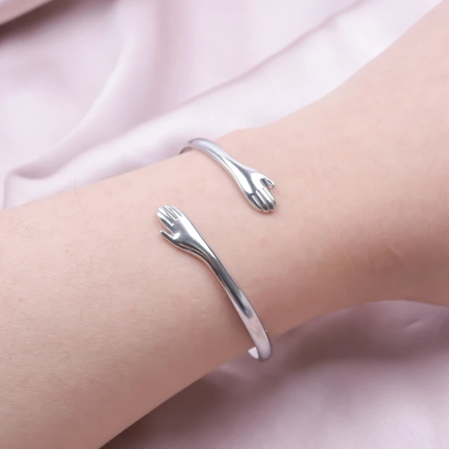 Couple's Long Distance Hug Bracelet