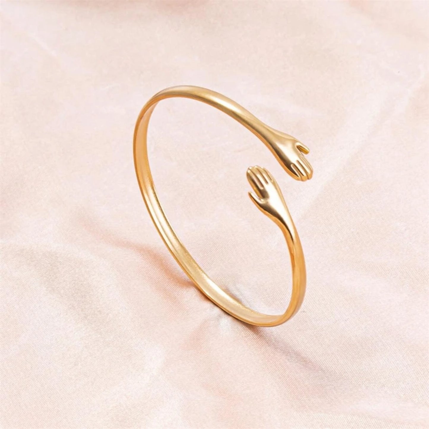 Couple's Long Distance Hug Bracelet