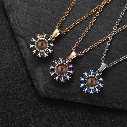 Collar personalizado con foto oculta y brillo celestial