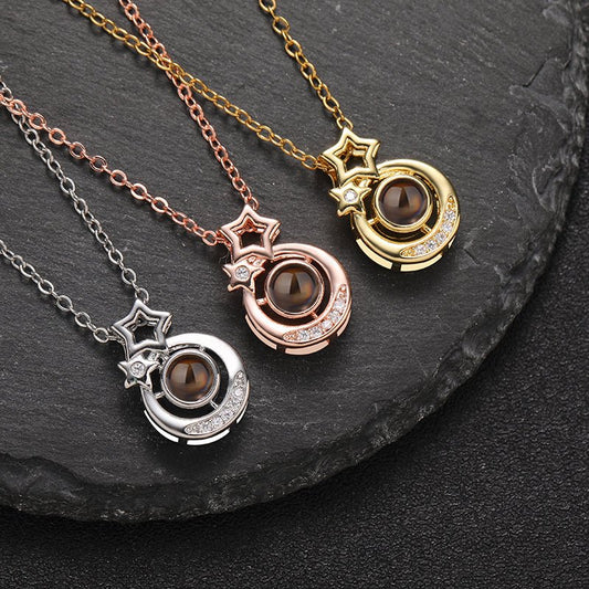 Personalisierte Celestial Harmony Halskette mit verstecktem Foto