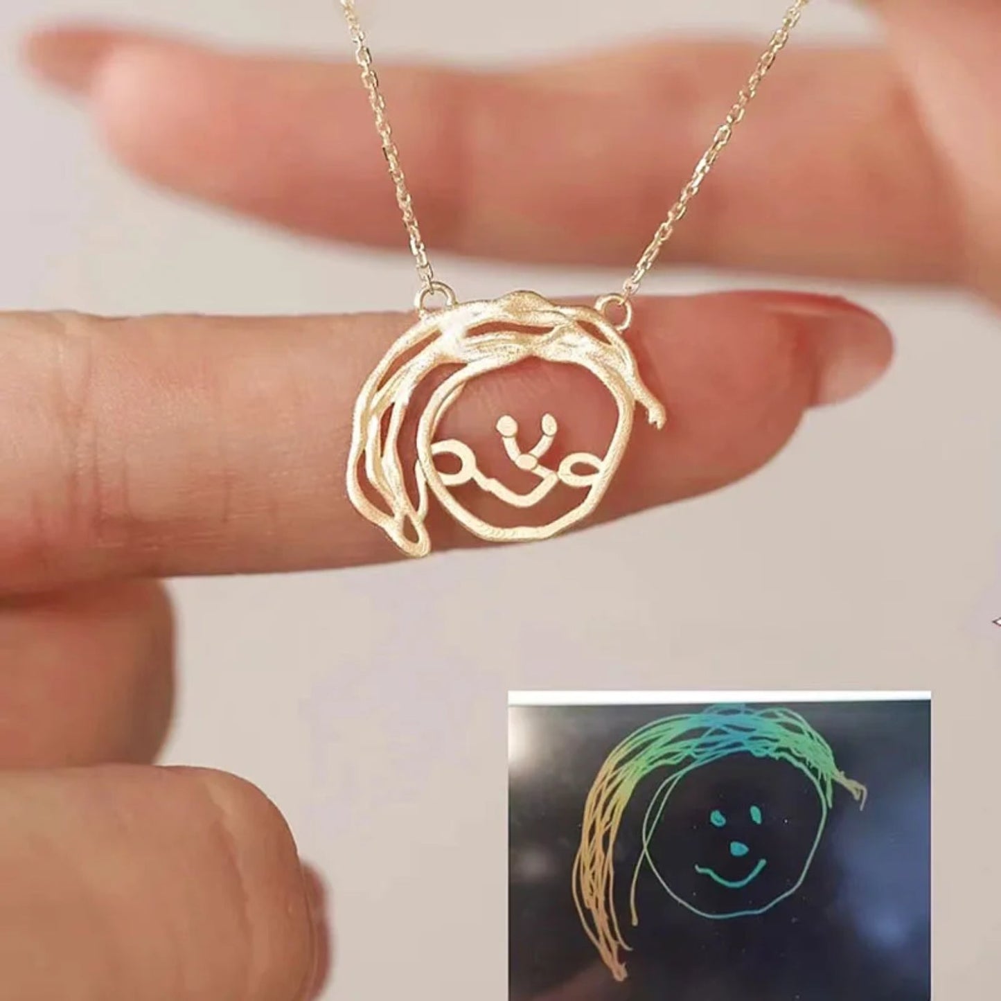 Collar personalizado con dibujo a mano para niños