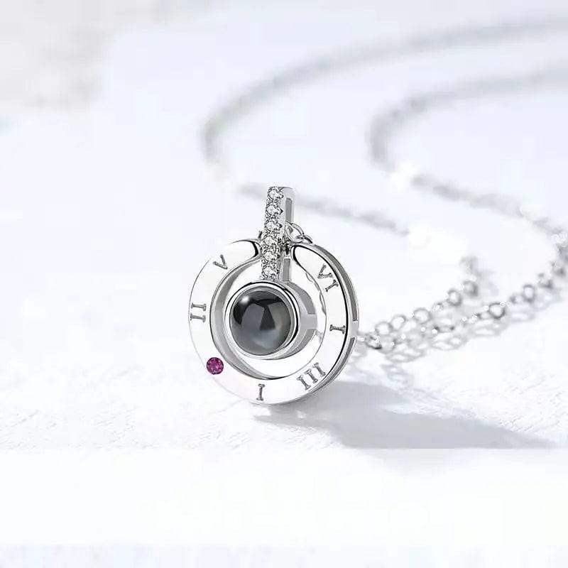 Collar minimalista personalizado con foto oculta y números romanos