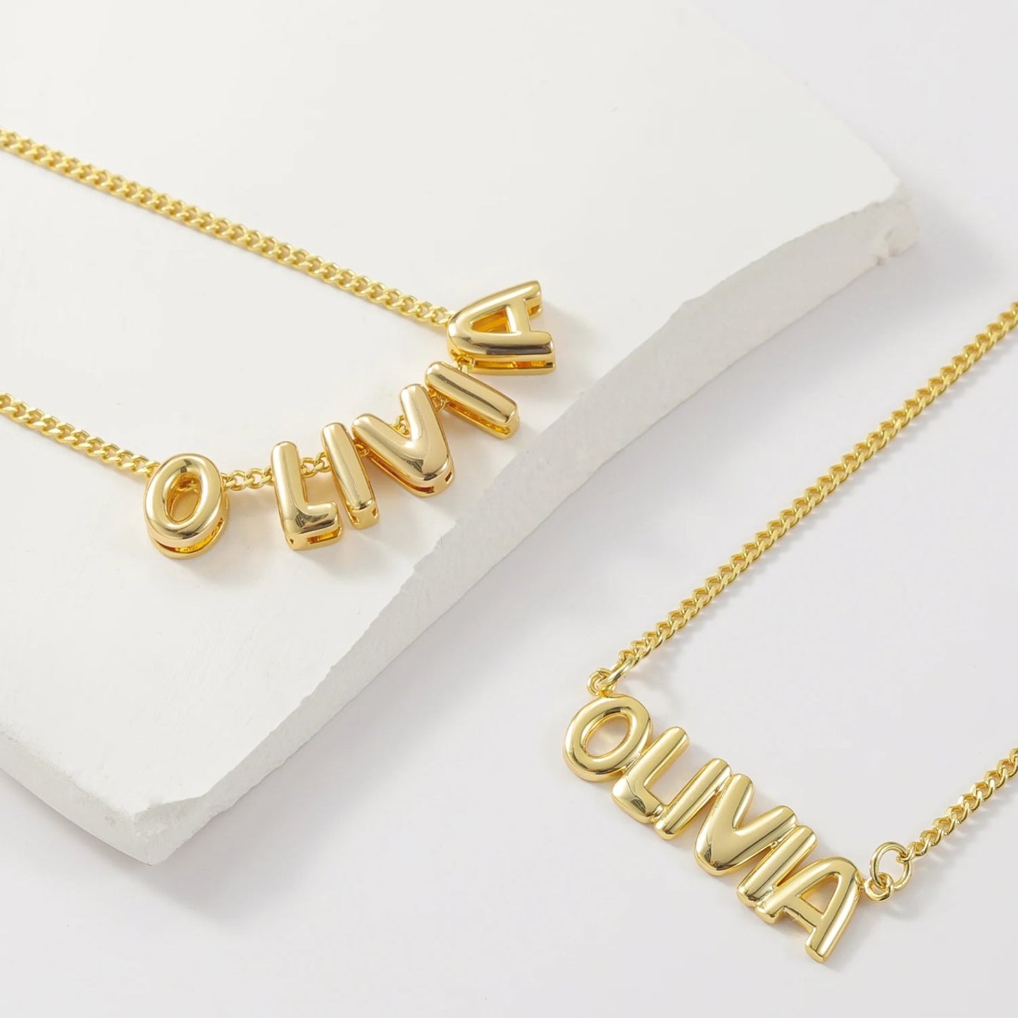 Collar con nombre personalizado en letras de burbujas 3D