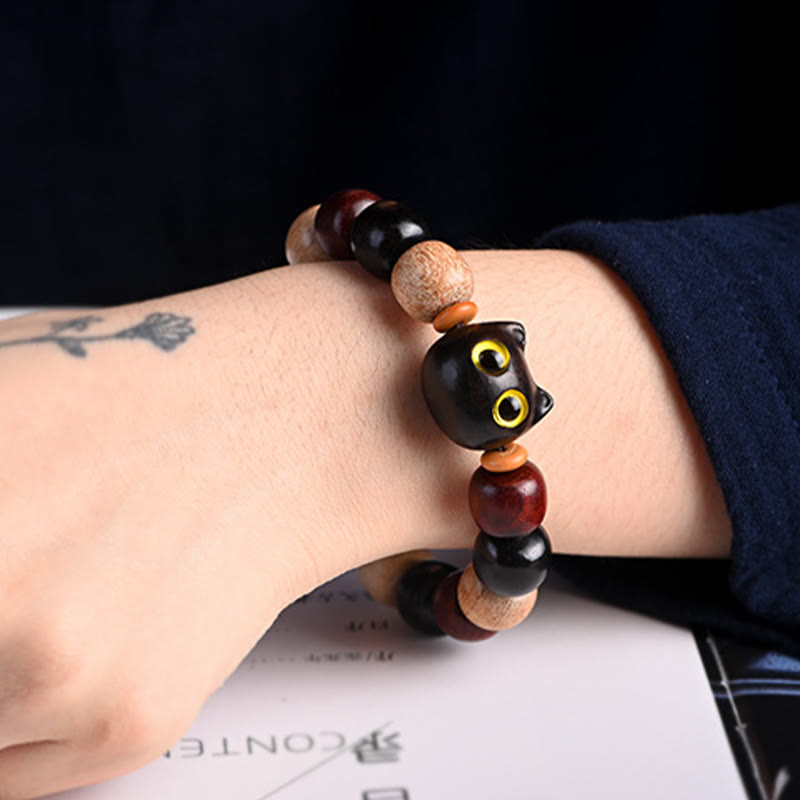 Pulsera de protección con piedras de Buda, hoja pequeña, sándalo rojo, madera de ébano y gato grabado