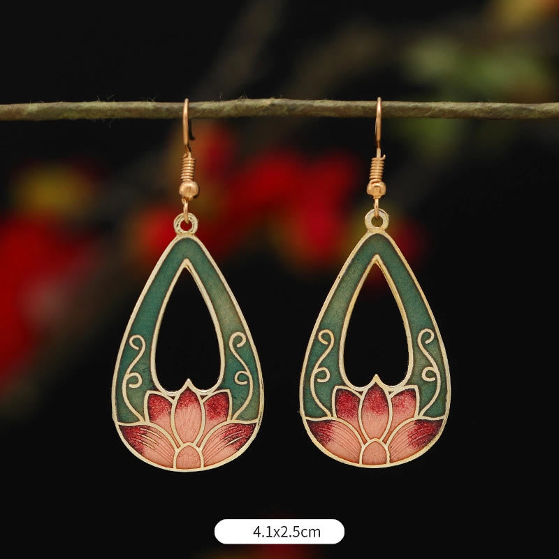 Pendientes colgantes de cobre con diseño de flor de loto y mariposa de Buda y piedras de iluminación