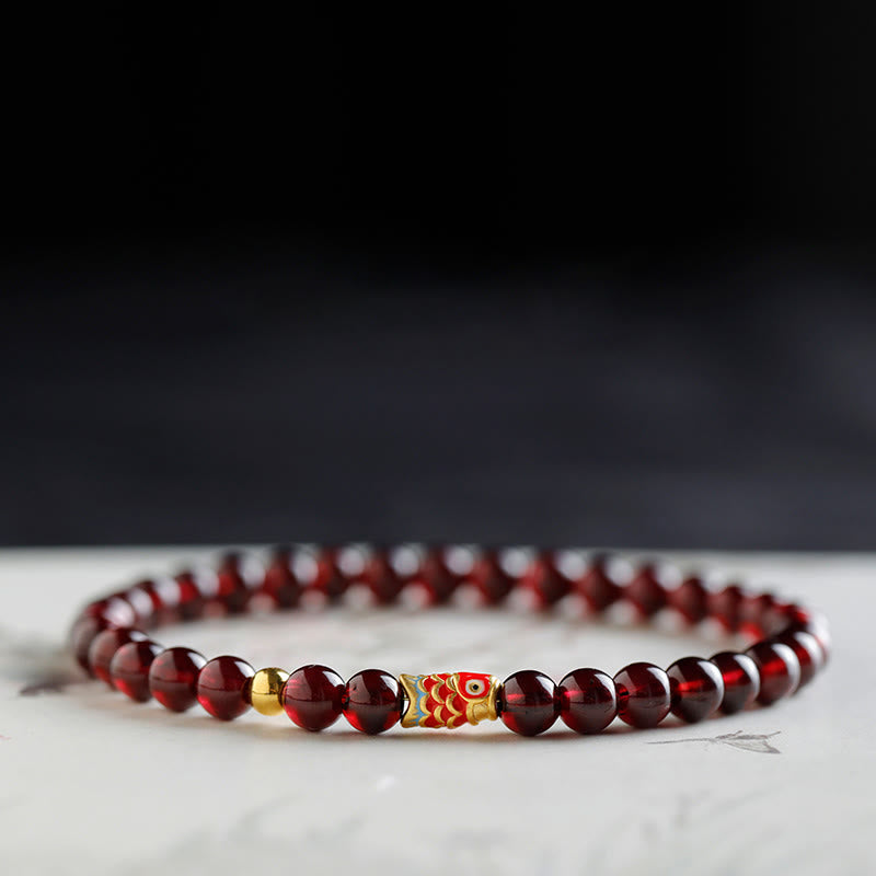 Buddha Stones 999 Gold Koi Fisch Natur Granat Schutzarmband