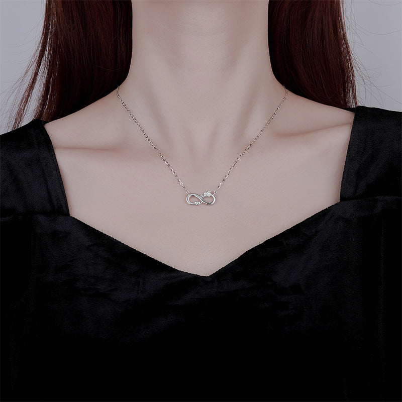 Collar con colgante de nudo infinito y éxito del Año del Dragón en plata de ley 999 con piedras de Buda