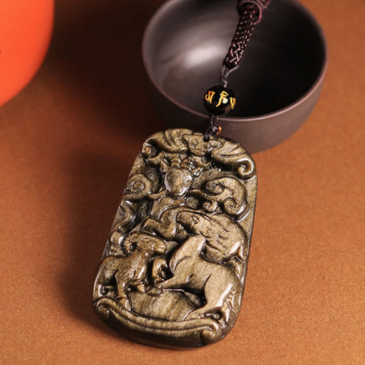 Collar con colgante de obsidiana dorada con piedras de Buda y tres cabras que traen buena suerte y riqueza.
