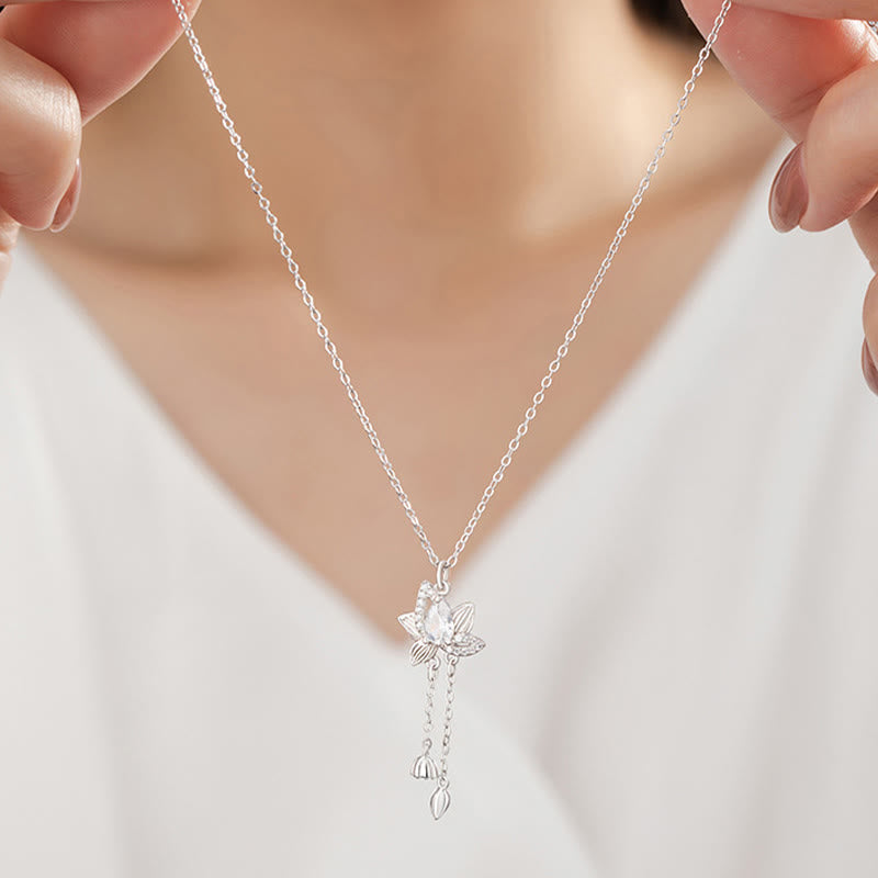 Collar con colgante de iluminación de circón y loto en plata de ley 925 con piedras de Buda