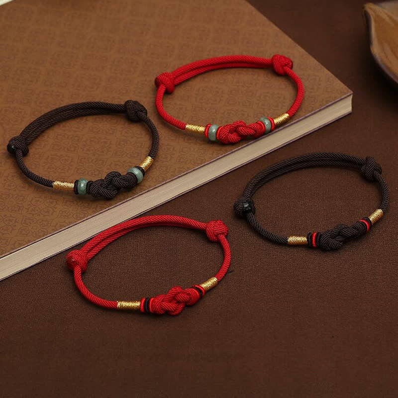 Pulsera trenzada con nudo de la fortuna y jade rojo de Buda