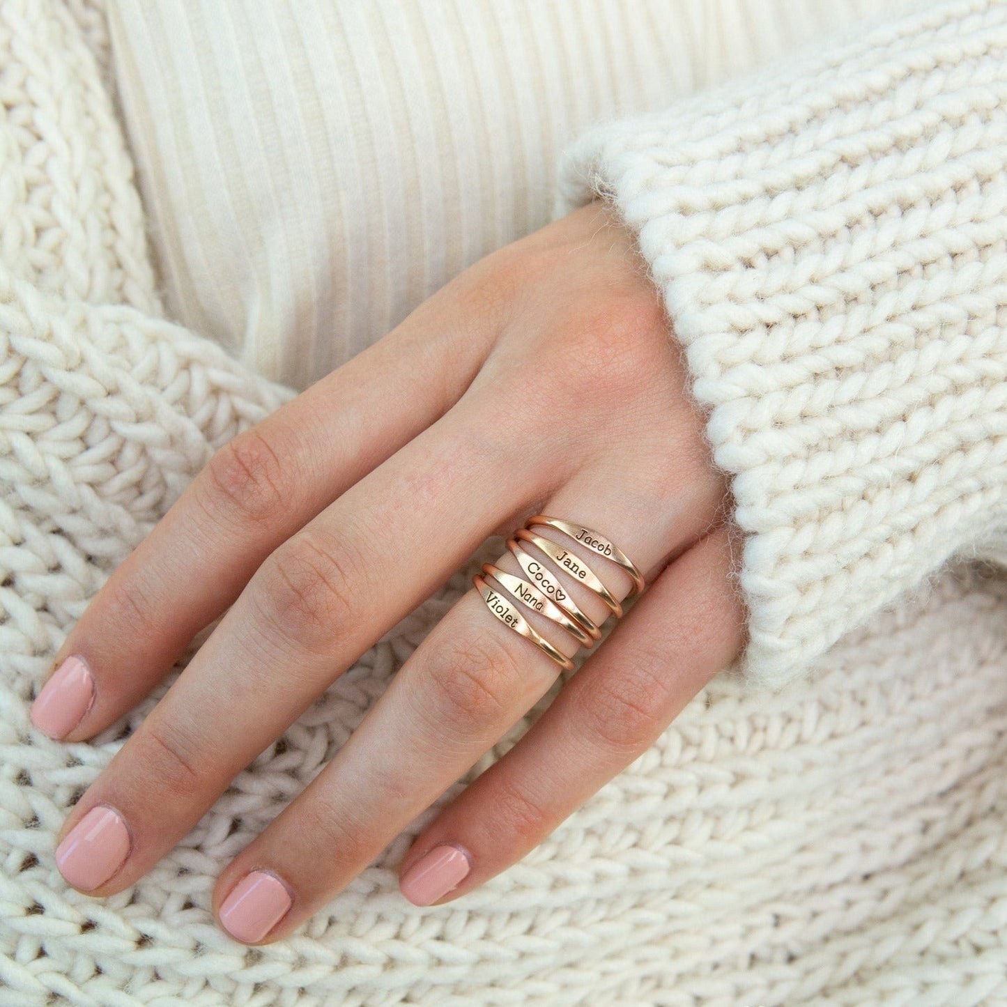 Anillo con nombre Arthur Skinny
