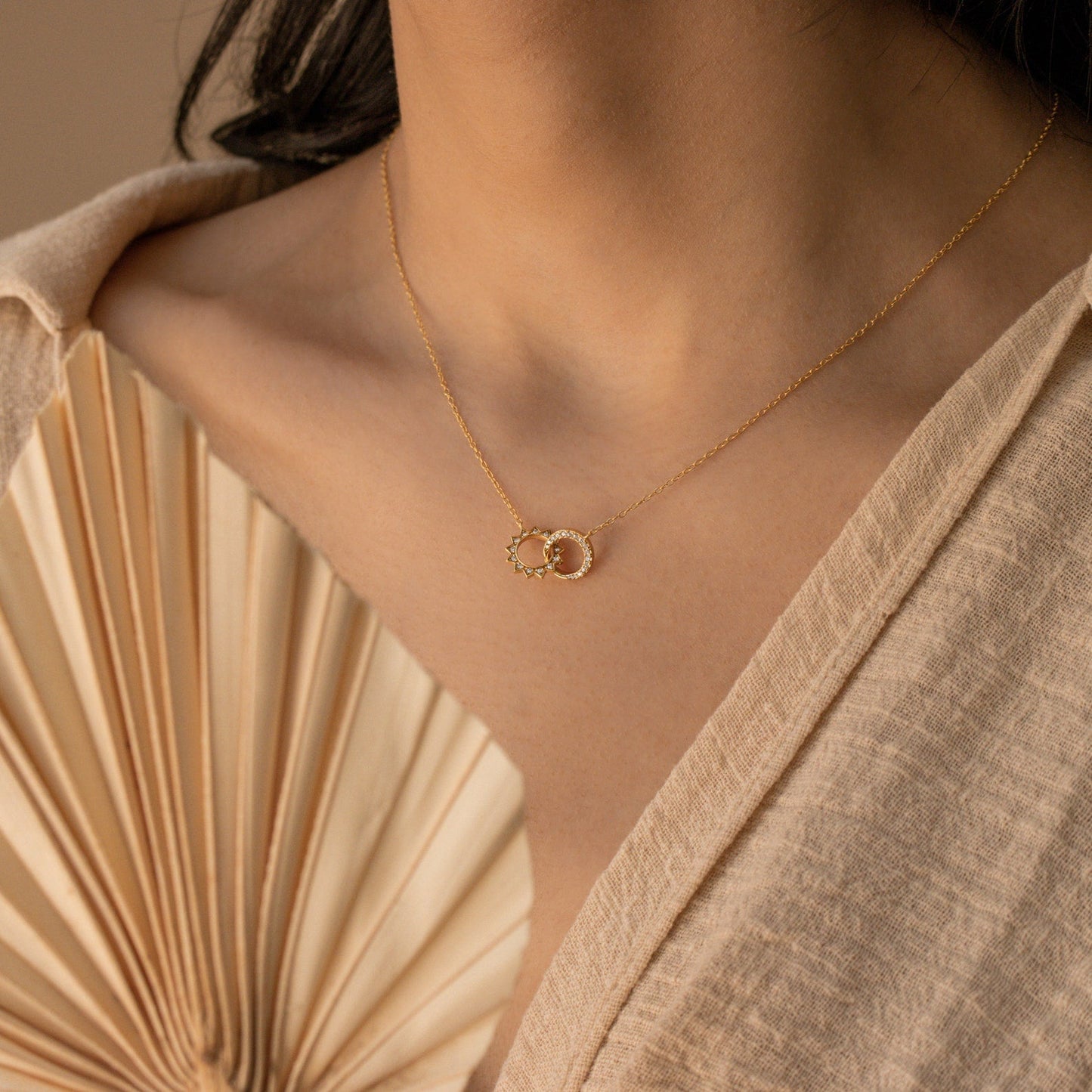 Collar de eternidad Sol y Luna