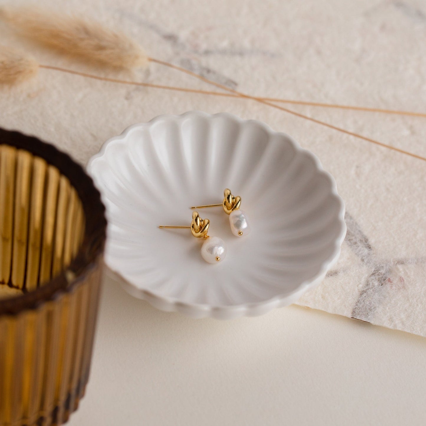 Pendientes colgantes de perla con nudo