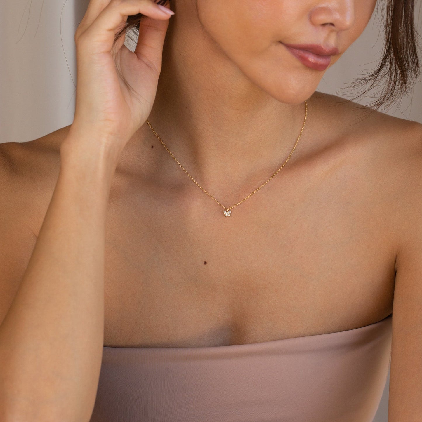 Collar de mariposa Mandy Pave